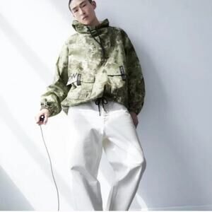 Zara Men Camouflage Oversized Hooded Jacket Size S